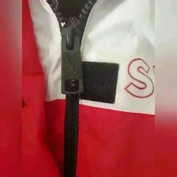 HOLLISTER cropped zip up windbreaker  size small - Picture 3 of 8